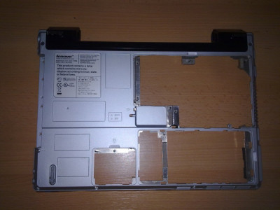 Carcasa inferioara bottomcase Lenovo Y310 foto