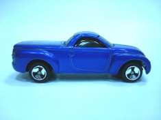 MAISTO -SCARA 1/64 -CHEVY SSR - ++2501 LICITATII !! foto