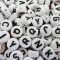 Margele plastic albe, litere alfabet mix (include fiecare litera de minim 2 ori), forma rotunda, 7x4 mm, 100buc - (transport 3 RON la plata in avans)