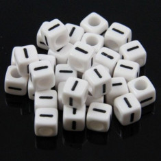 100 buc Margele plastic acril, alfabet, albe, litera I, forma de cub, 6 mm foto
