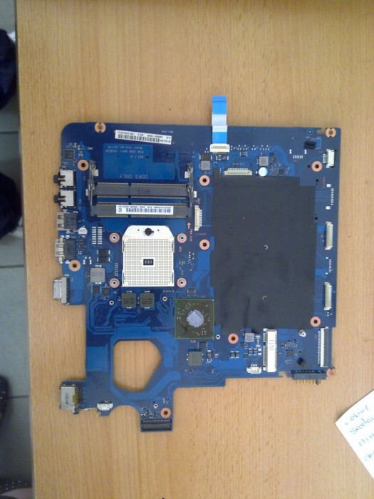 Placa de baza defecta Samsung 305E