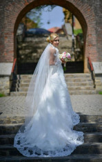 rochie de mireasa + voal La Sposa foto