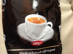 CAFEA BOABE LA PUNGA DE 1 KG negociabil am 14 pungi la un kg foto