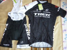 echipament ciclism complet trek factory racing 2014 , diverse marimi , set pantaloni cu bretele tricou jersey bib foto