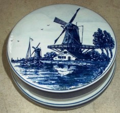 Cutie bijuterii - portelan Olanda - Delft - Delftsche Huys - pictata manual foto