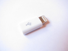 Adaptor Apple Lightning Micro Usb foto