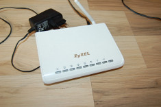 ROUTER WIRELESS ZYXEL MODEL NBG420N Wireless Router with 2 IPSec VPN Tunnels IEEE 802.11b/g, IEEE 802.11n Up to 300Mbps Wireless Data Rates foto