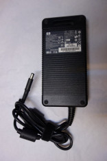 INCARCATOR ALIMENTATOR laptop HP 230W -HSTNN-LA12 19.5V 11.8A 230W ORIGINAL ! foto