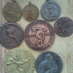 Lot 8 medalii Comitetul pentru cultura fizica si sport 1931 1951, 375 grame + taxele postale 10 roni = 400 roni