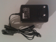 Alimentator / Incarcator / Transformator 12V DC 1.5 A model FM120015-EU24 foto