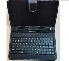 Husa universala tableta cu tastatura 7 inci foto