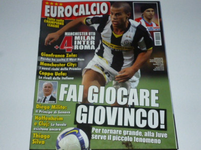 Revista fotbal EUROCALCIO din anul 2008 (contine 4 postere: Manchester United,AC Milan,Inter,AS Roma; prezentare CFR Cluj, RADOI-Steaua Bucuresti, etc foto