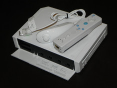 Set Gaming Nintendo Wii modat consola modata + SD card+volan+accesorii foto