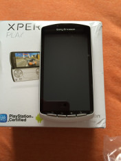 Sony Ericsson R800, Xperia Play, nou, la cutie, liber de retea foto