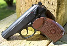 Pistol MAKAROV Extrem de PUTERNIC-CO2- aer comprimat,- FULL METALIC, ORIGINAL -100% LEGAL, REALISTIC,airsoft,pusca + BONUS = MUNITIE +Curier GRATUIT ! foto