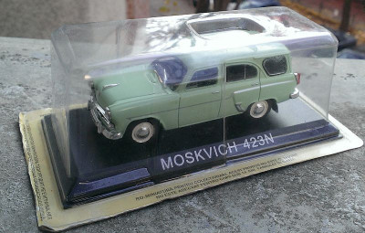 Macheta Moskvitch 423N Break 1960 - DeAgostini Masini de Legenda 1/43 foto