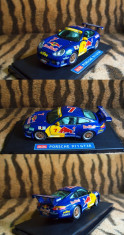 Porsche 911 GT3R &amp;quot;Red Bull&amp;quot; 1/18 foto