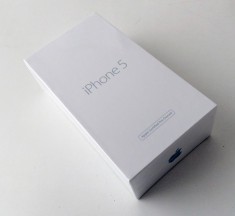 APPLE IPHONE 5 16GB BLACK NOI - SIGILATE , NEVERLOCKED ! 379 euro foto