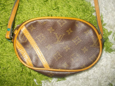 geanta louis vuitton foto