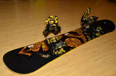 Placa Snowboard Atomic Vantage 164 wide 2011 + Legaturi L4Y Extreme Black&amp;amp;Yellow foto