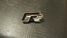 Emblema VW R-line Grila metal crom/negru foto