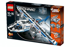 LEGO? Technic - Avion de marfa - 42025 foto