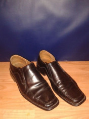 Pantofi pentru barbati nr.42 din piele naturala culoarea neagra second-hand foto