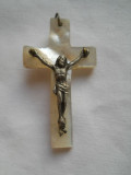 BLOCAT = Vechi Medalion Crucifix Sidef Isus pe Cruce executat manual delicat RAR