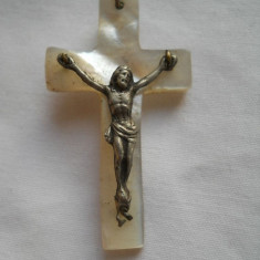 BLOCAT = Vechi Medalion Crucifix Sidef Isus pe Cruce executat manual delicat RAR