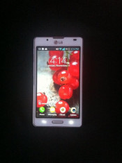 LG Optimus L7II P710 white foto