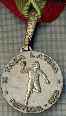ATAM2001 MEDALIE 357 - SPORTIVA - HANDBAL - TACA LATINA -PORTUGAL -1980 -PANGLICA ROSU, VERDE -starea care se vede foto