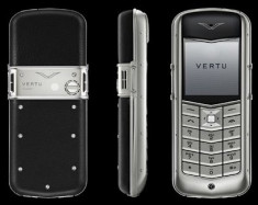 Vertu Constelation foto