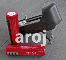 Set 2 Baterii Acumulator 3,7 V Li-ion 4800 mAh 18650 + incarcator priza foto