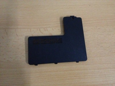 Capac bottomcaseToshiba satellite A44.23 foto