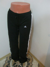 PANTALONI TRENING ADIDAS ,PRET MIC MICUT!!! MARIME S- PENTRU 40-45 KG. foto