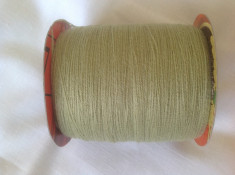 Fir de tricotat sau crosetat , pna in 4 fire , moale , catifelat , verde praz foto