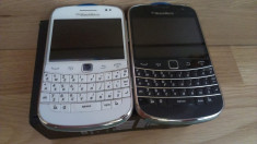 Telefon Mobil BlackBerry 9900 foto