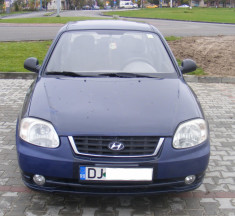 Hyundai Accent foto