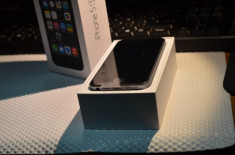 Apple iPhone 5S 32GB Nou Codat Vodafone Romania 12 Luni Garantie foto