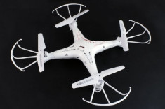 ULTIMA DRONA APARUTA PE PIATA R/C DRONE X5 CU 6AXE SI ZBOR 4D,TEHNOLOGIE 2,4GHZ.SUPER DRONA. foto