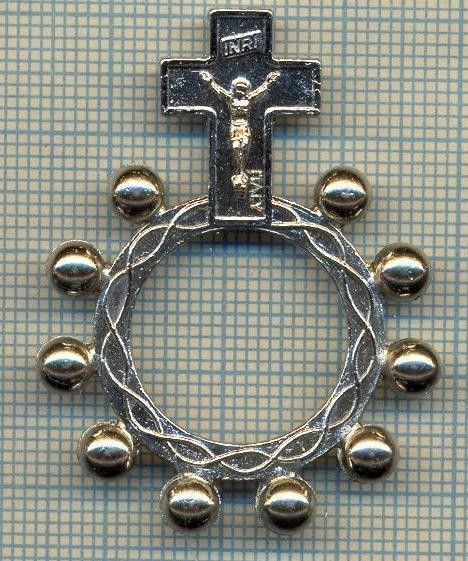 ATAM2001 MEDALIE 528 -RELIGIOASA -CRUCIFIX CE PARE UN ROZARIU - INTERESANT -starea se vede