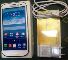 Samsung galaxy S3 alb cutie accesorii foto