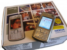 Telefon Mobil Nokia N70 foto
