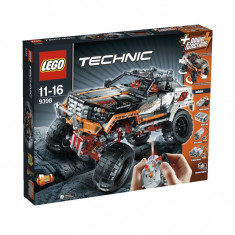 Vand Lego Technic 4x4 Crawler 1300 piese, 2 in 1, cu telecomanda foto