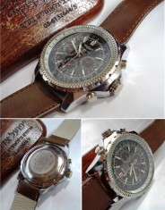 ceas Breitling BENTLEY automatic, model A25362 CHRONOGRAPH foto