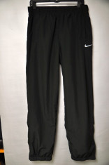 PANTALONI DE TRENING NIKE L foto