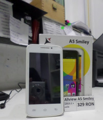 allview smiley A5 se ofera incarcator,3fete,dual sim ,husa, produsul este la cutie(lm1) foto