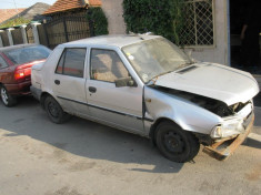 Dezmembrez dacia nova 2001 foto