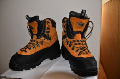 Bocanci munte iarna / expeditie bestard Evolution CR Goretex foto