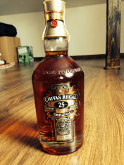 whisky chivas regal 25 yrs foto